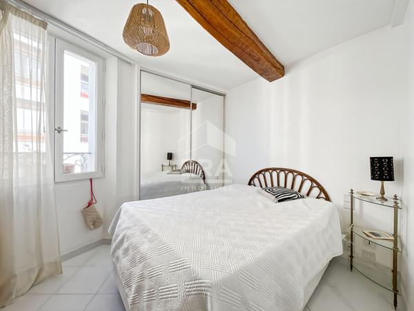 APPARTEMENT DE TYPE 2 PIECES. CANNET MAIRIE