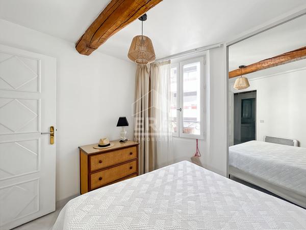 APPARTEMENT DE TYPE 2 PIECES. CANNET MAIRIE