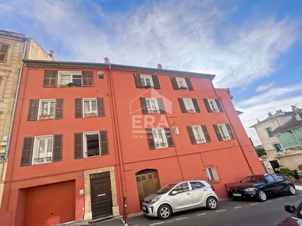 APPARTEMENT DE TYPE 2 PIECES. CANNET MAIRIE