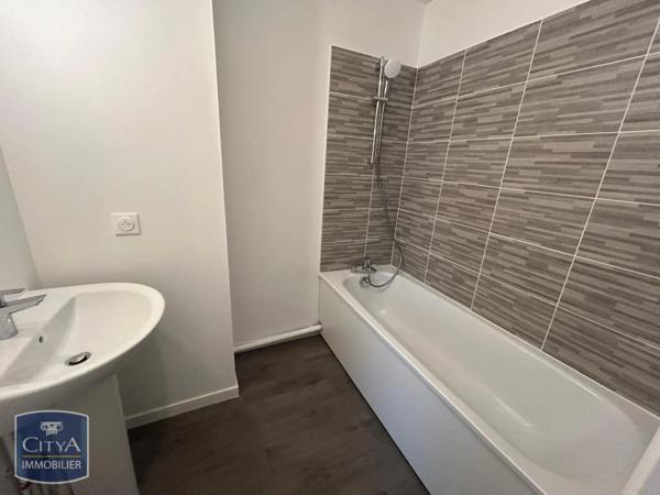 Appartement à louer 3 pièces 65.6m²