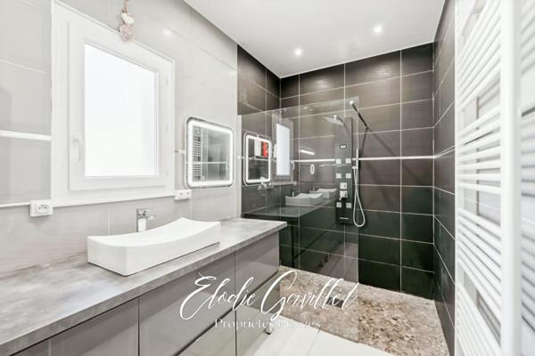 Maison Villemoustaussou 5 pièce(s) 132 m2