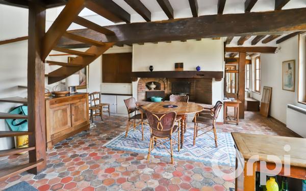 Maison à vendre    6 pièces • 162,47 m2 Gournay-en-Bray