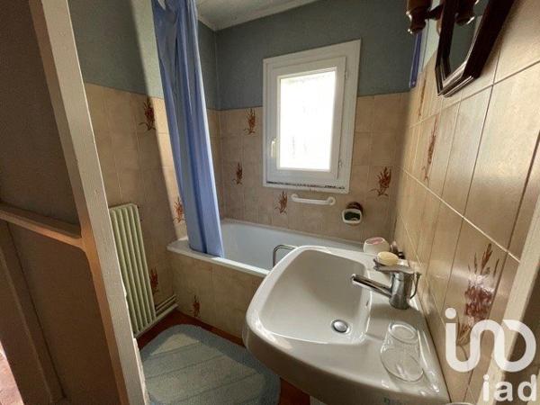 Maison à vendre 5 pièces 136 m² Lamothe-Montravel