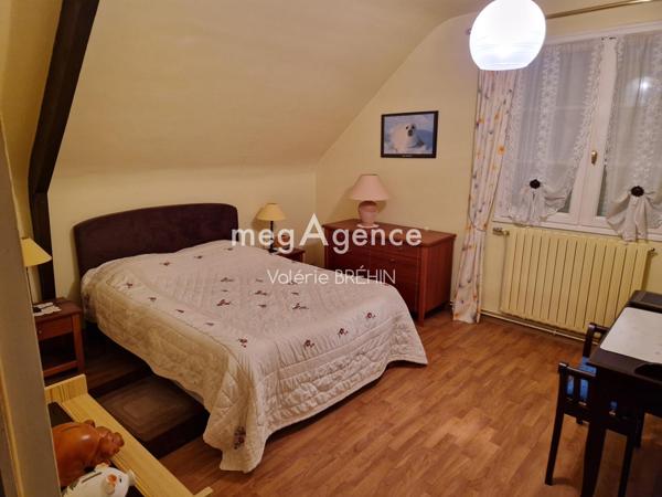 Maison à Saint-Berthevin, 53940 - 7 pièces 174m²