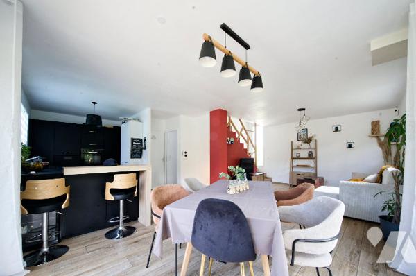 Maison Familiale récente à Vendre – Annecy-Vieugy