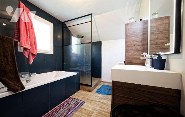 Maison Familiale récente à Vendre – Annecy-Vieugy