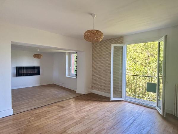 Maison de village avec jardin