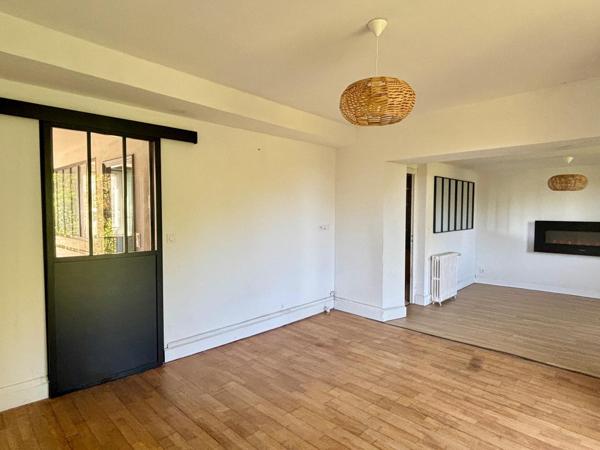 Maison de village avec jardin