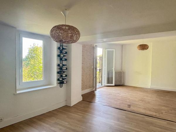 Maison de village avec jardin