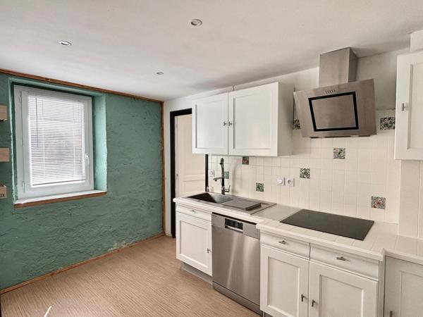 Maison de village avec jardin