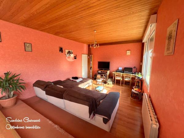 MAISON CONTEMPORAINE 10 PIECES 227 M²