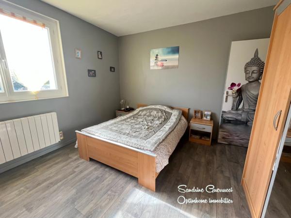 MAISON CONTEMPORAINE 10 PIECES 227 M²