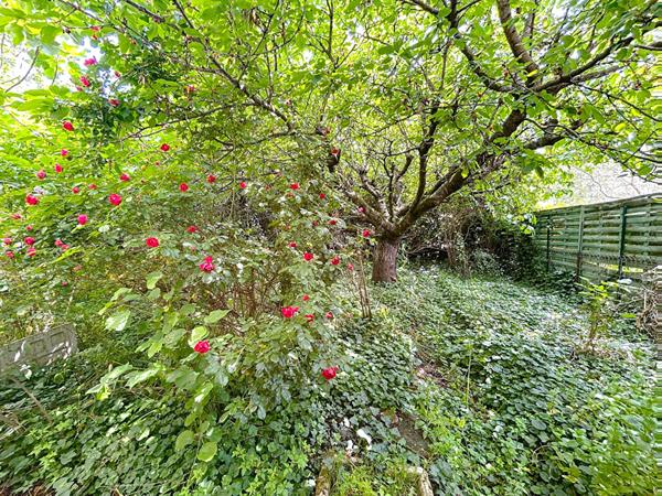 MAISON FAMILIALE A VENDRE A PAMIERS AVEC JARDINET ET GARAGE, PROCHE COMMODITÉS