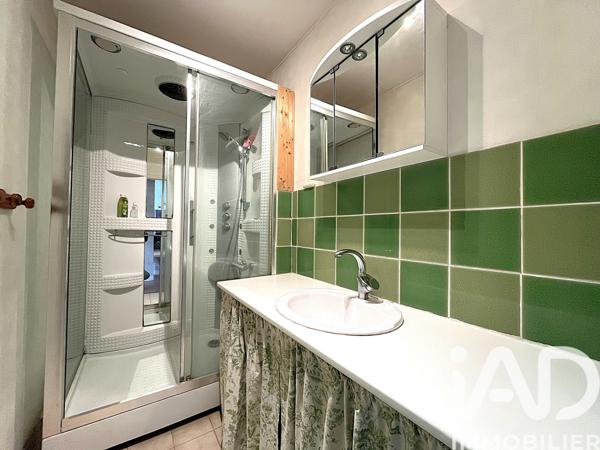 Maison à vendre 9 pièces 261 m² Le Mesnil-Saint-Denis