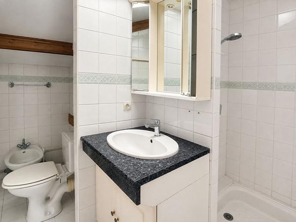 Appartement T5 en duplex - dernier étage