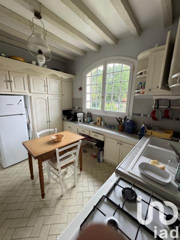 Maison à vendre 6 pièces 161 m² Saint-Émilion