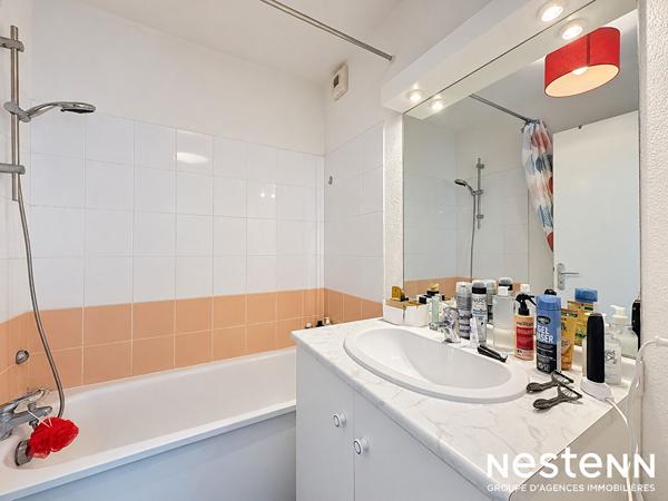 NESTENN - T2 COEUR RAMONVILLE AVEC TERRASSE ET PARKING