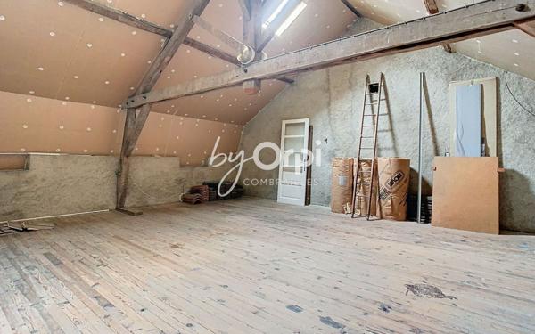 Maison à vendre    6 pièces • 185 m2 Marcillat-en-Combraille