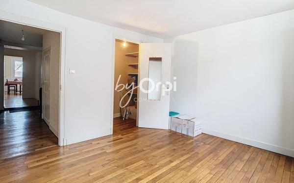Maison à vendre    6 pièces • 185 m2 Marcillat-en-Combraille