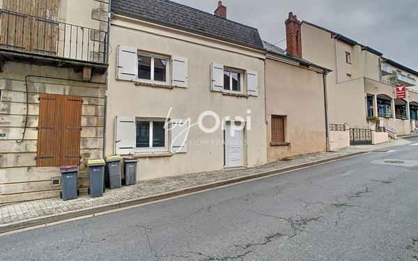 Maison à vendre    6 pièces • 185 m2 Marcillat-en-Combraille