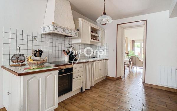 Maison à vendre    6 pièces • 185 m2 Marcillat-en-Combraille