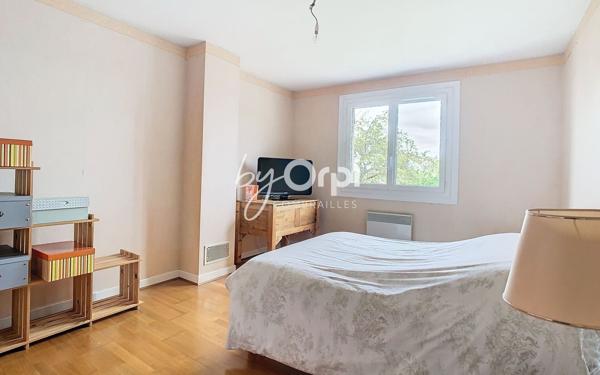 Maison à vendre    6 pièces • 185 m2 Marcillat-en-Combraille