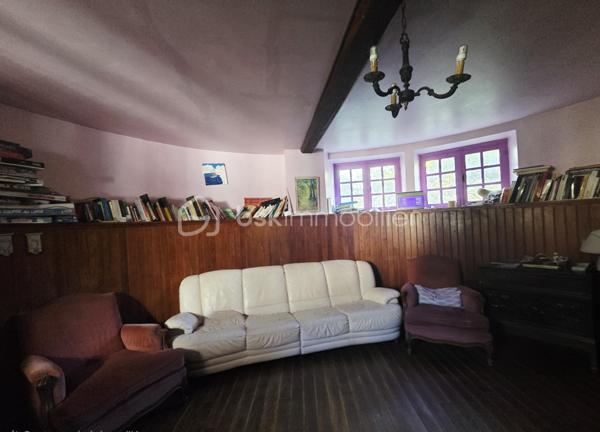 Immeuble de 1 500 m²