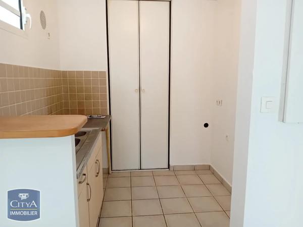 Appartement à louer 3 pièces 79.7m² Le Tampon (97430)