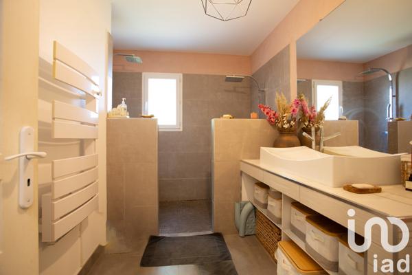 Maison à vendre 6 pièces 150 m² Rochefort-du-Gard