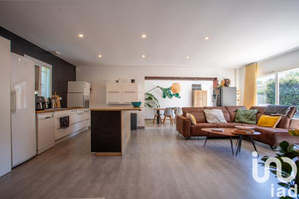 Maison à vendre 6 pièces 150 m² Rochefort-du-Gard