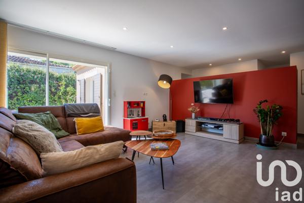 Maison à vendre 6 pièces 150 m² Rochefort-du-Gard