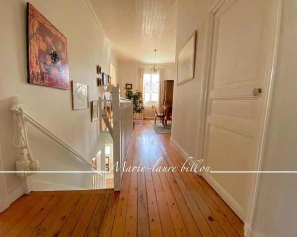 Maison à vendre 8 pièces SAINT GILLES CROIX DE VIE (85), maison 5 chambres, piscine et parcelle de 570 m2