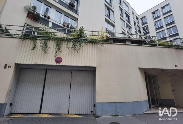 Location parking 10 m² Paris 20