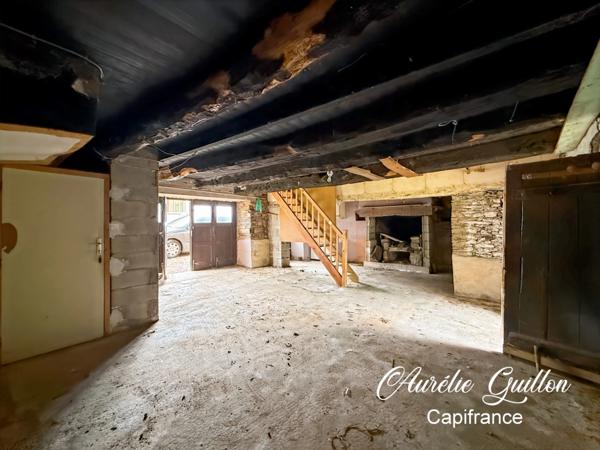 Maison avec dépendance, cour, double jardin et 2 099 m² de terrain – Campagne de Loyat