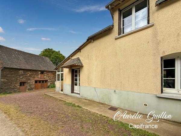 Maison avec dépendance, cour, double jardin et 2 099 m² de terrain – Campagne de Loyat