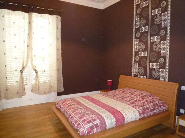 Dpt Aisne (02), CHATEAU THIERRY centre, demeure 1850 de 600 m² habitables et parc clos de murs 5000 m2