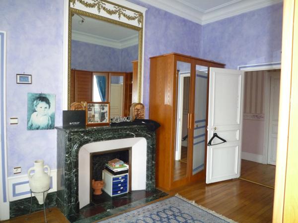 Dpt Aisne (02), CHATEAU THIERRY centre, demeure 1850 de 600 m² habitables et parc clos de murs 5000 m2