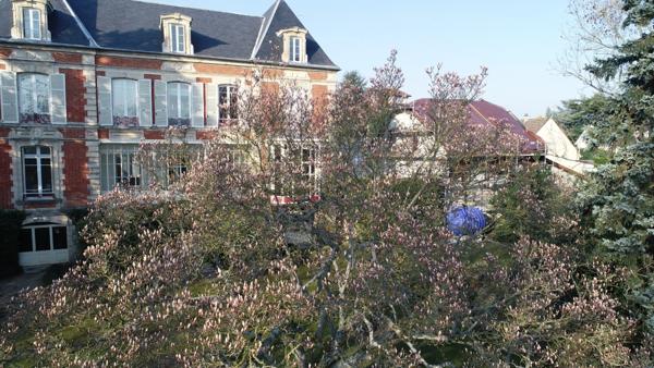 Dpt Aisne (02), CHATEAU THIERRY centre, demeure 1850 de 600 m² habitables et parc clos de murs 5000 m2