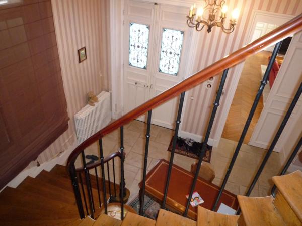 Dpt Aisne (02), CHATEAU THIERRY centre, demeure 1850 de 600 m² habitables et parc clos de murs 5000 m2