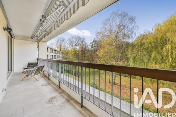 Location appartement 3 pièces 74 m² Rueil-Malmaison