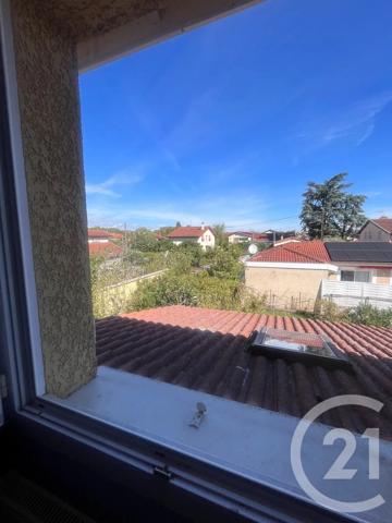 Maison à vendre  6 pièces - 102,35 m 2   VAULX EN VELIN  - 69