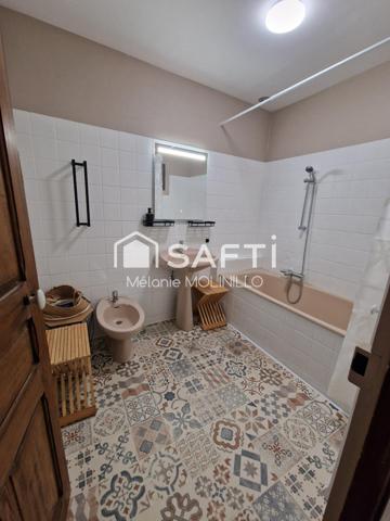 Spacieuse Maison de 204 m² avec grand garage, cour et dépendance