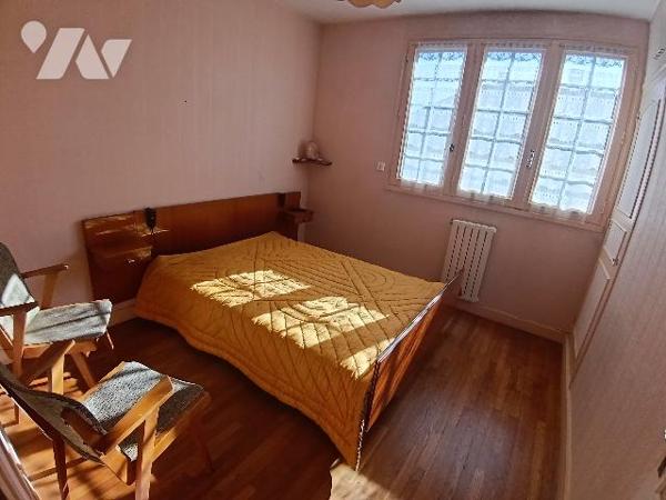 Pavillon sur sous-sol à  vendre à Saint-Denis-d'Anjou en Mayenne (53)