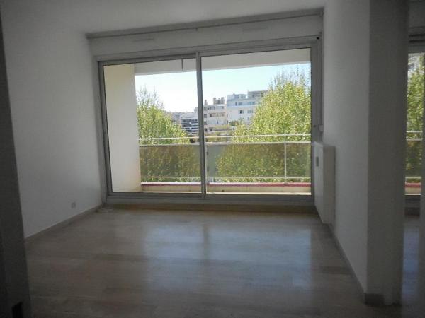 T2 MARSEILLE 08 - 2 pièces avec garage et cave