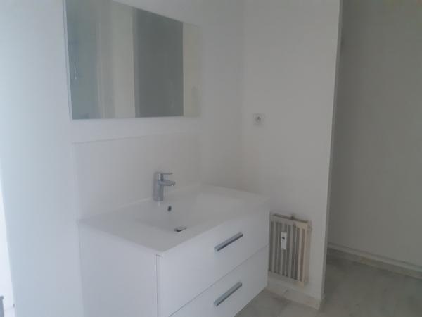 T2 MARSEILLE 08 - 2 pièces avec garage et cave