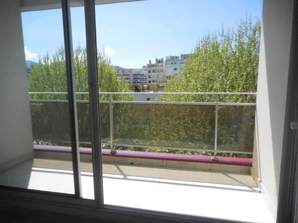 T2 MARSEILLE 08 - 2 pièces avec garage et cave