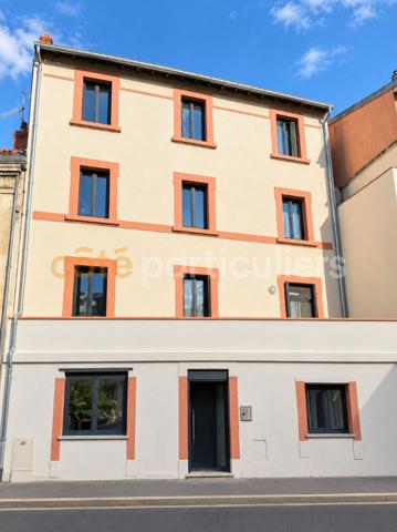 Location
                Appartement32 m² - 2 Pièces -
                    CAHORS (46000)