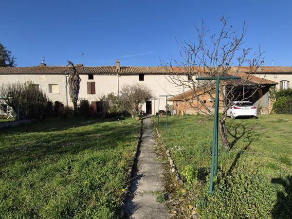 Corps de ferme à fort potentiel à Rieucros (09500) – maison 120 m² + 140 m² de dépendances