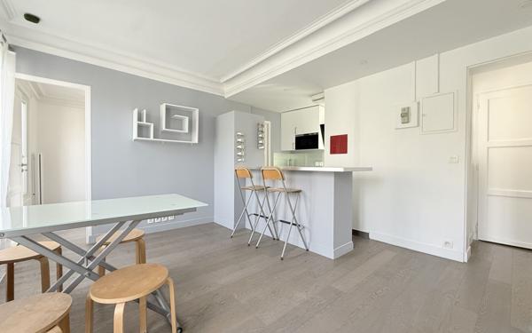 Appartement à vendre    3 pièces • 47,21 m2 Vanves