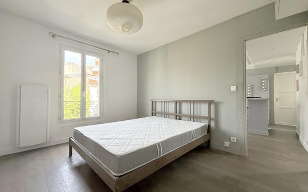 Appartement à vendre    3 pièces • 47,21 m2 Vanves